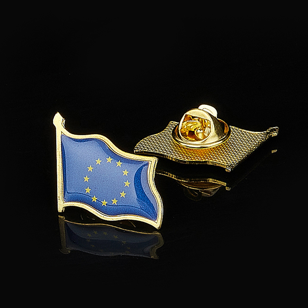 Travel Accessories For Europe - Distintivo del patriottismo dell'unione europea placcato