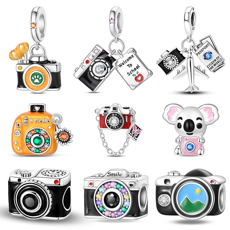 Travel Accessories On Plane - Ciondoli Vintage a Forma di Fotocamera