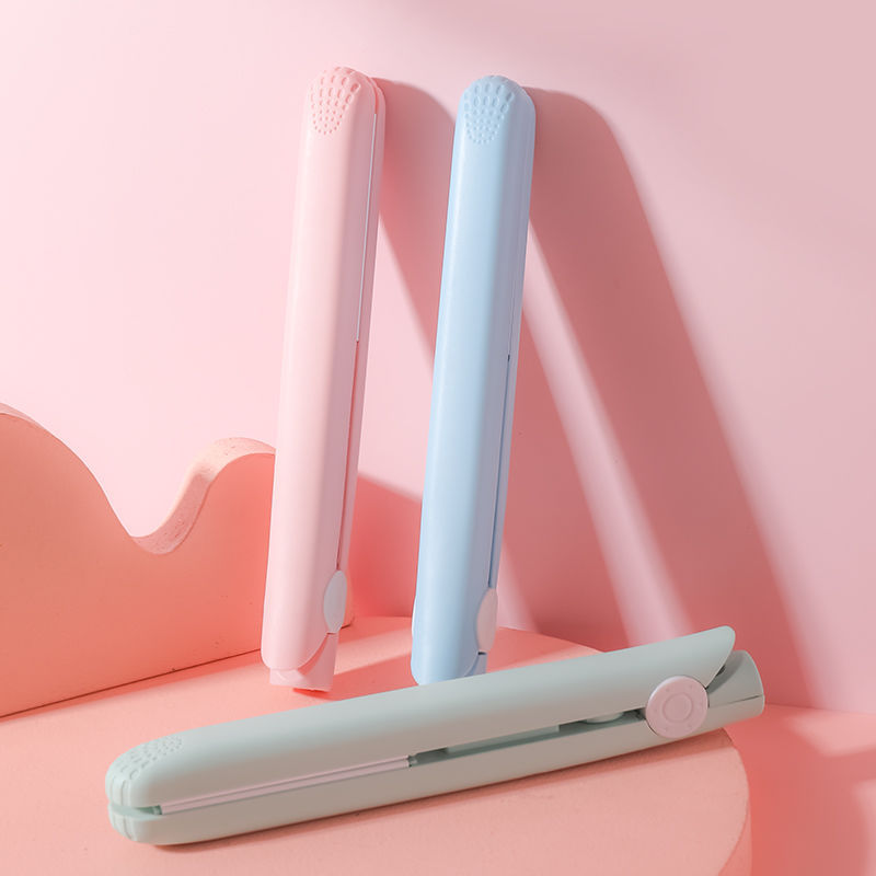 Mini piastra per capelli a ris - Mini Iron Travel recensione e prezzo